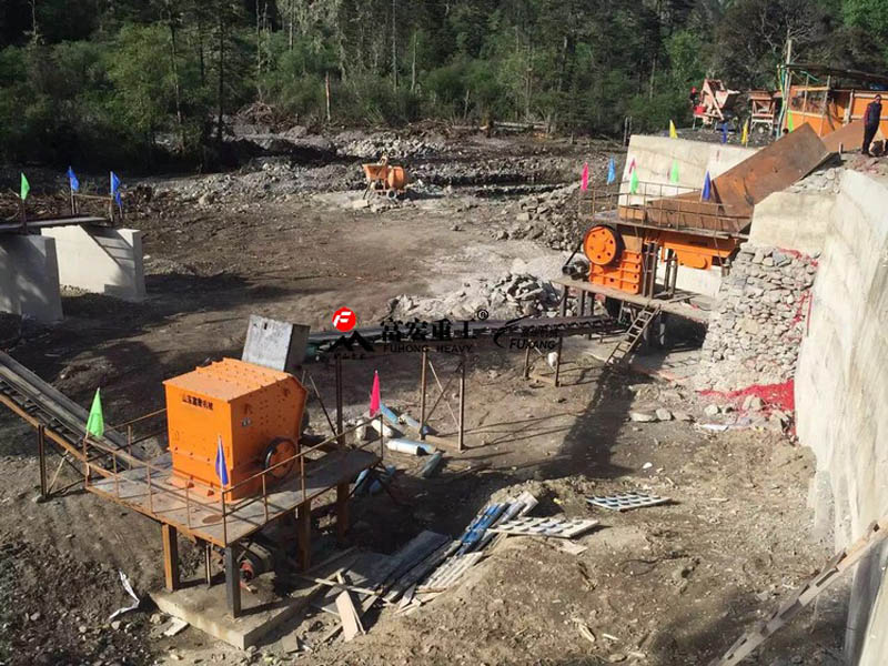 方解石破碎機生產(chǎn)線 方解石破碎機生產(chǎn)線